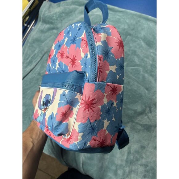 Disney Lilo & Stitch Pink Palm Flower Bioworld Mini Backpack NWT Hawaii Tropical - Picture 4 of 7